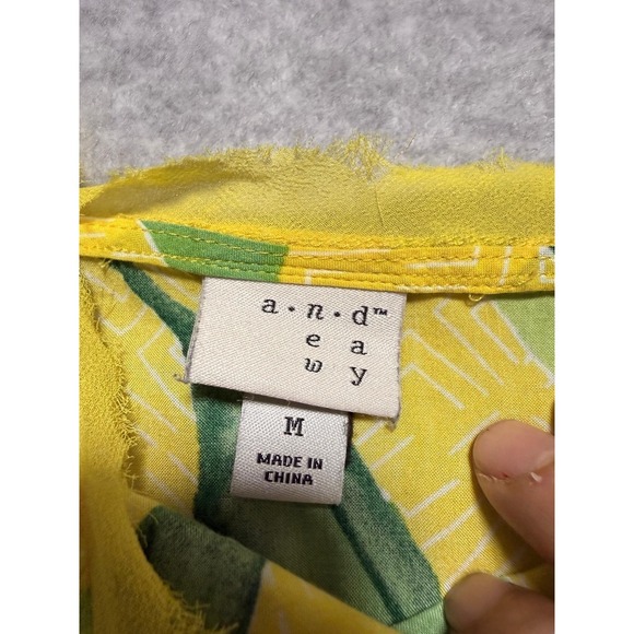 Women's A New Day Outfit Size Medium Blouse And Shorts - Picture 3 of 11